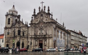 Igreja dos Carmelitas near the Praça de Gomes Teixeira.